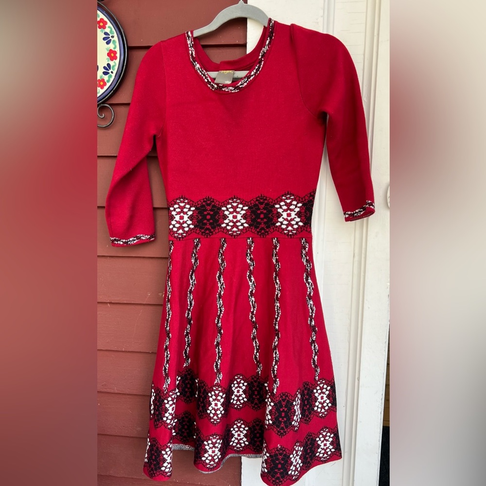 Festive red dress. Size Small. Taylor brand. Form fitting.